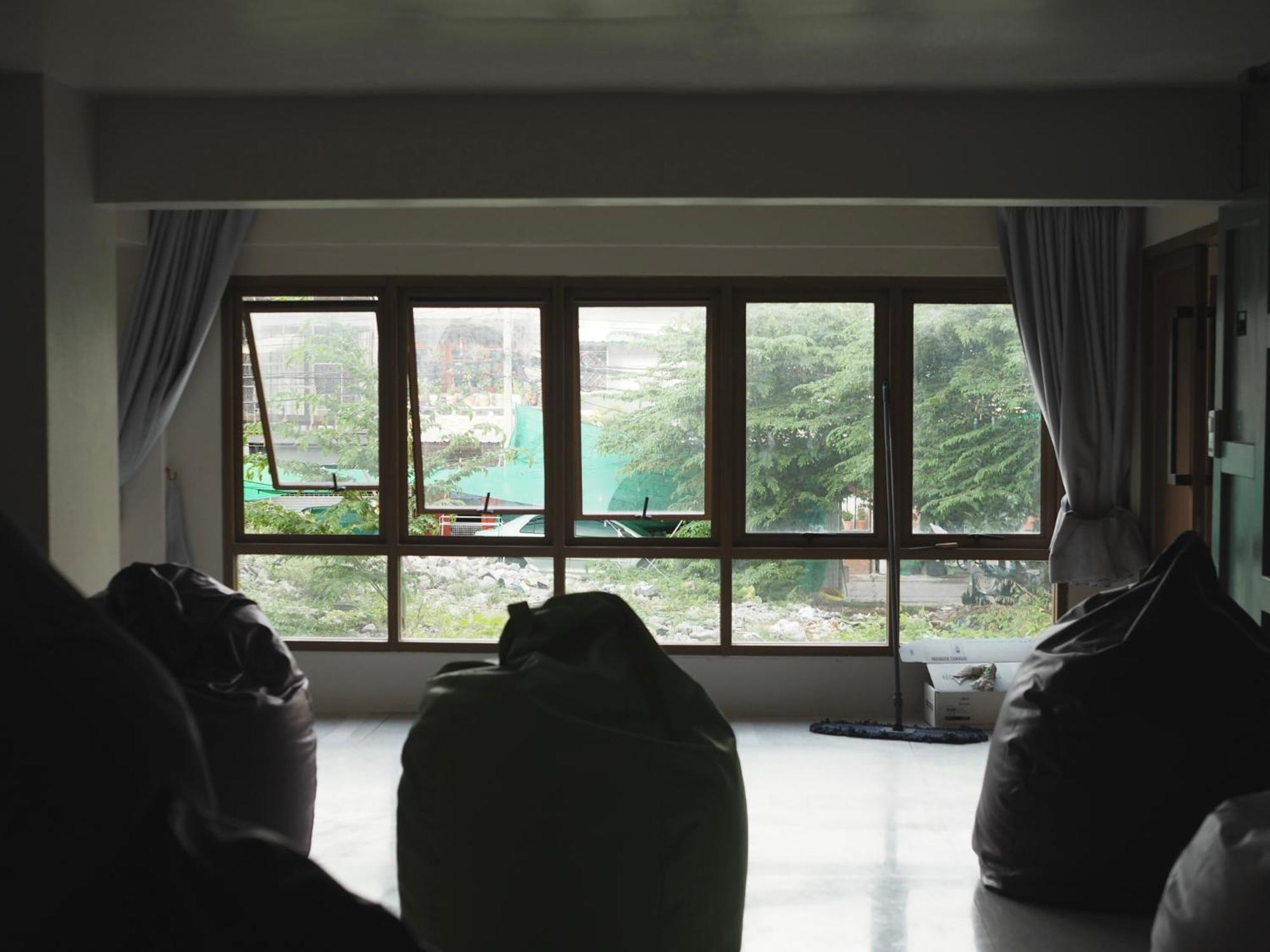 Krung Tone Hostel Bangkok Kültér fotó